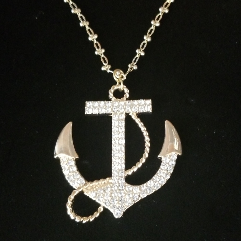 NWT Hand Crafted Rhinestone Anchor Pendant Goldtone Finish Necklace - Picture 12 of 12